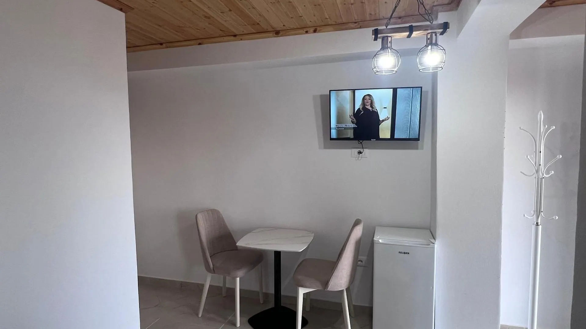 Hotel I Pari Shkoder