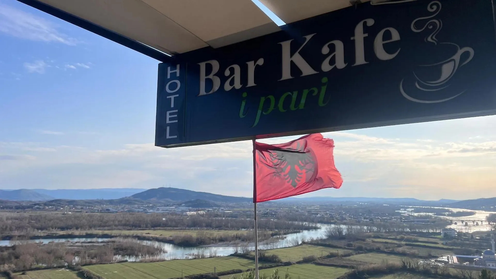 Hotel I Pari Shkoder