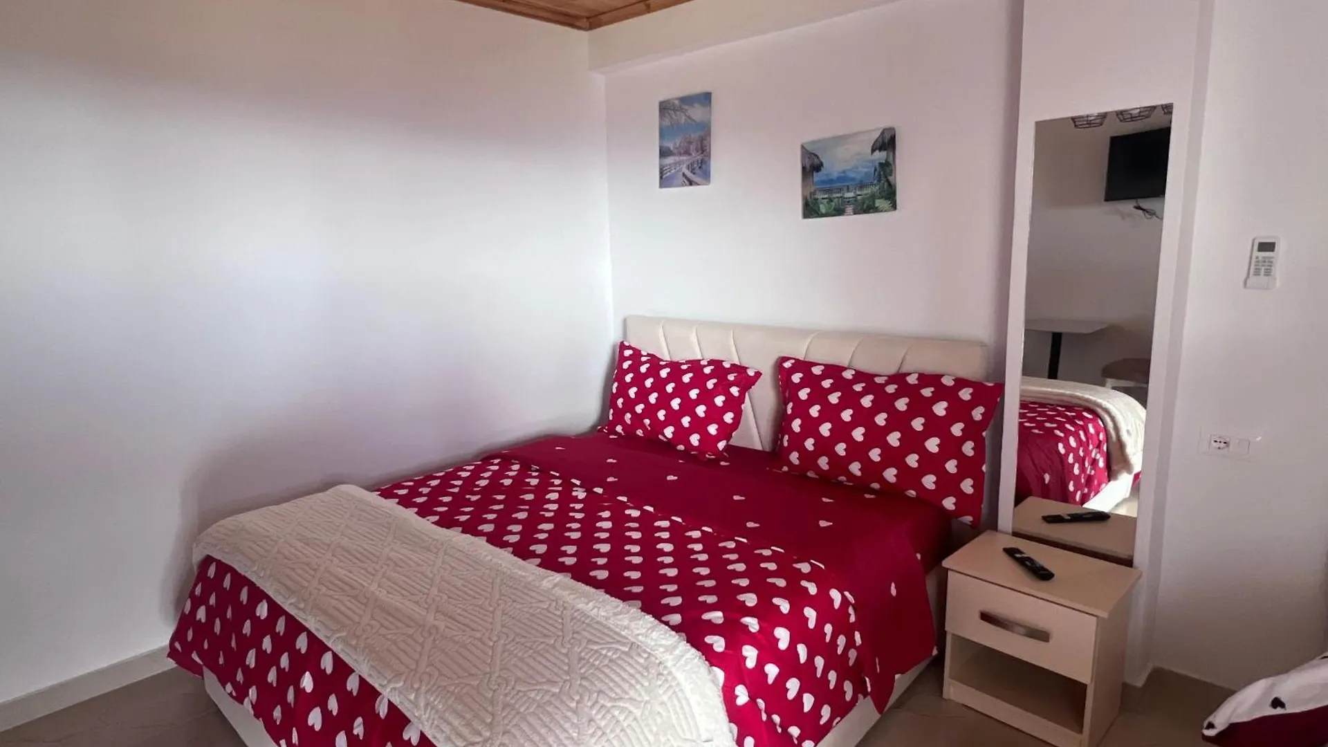 Hotel I Pari Shkoder